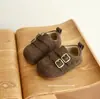 Birkenstocks Retrô para Meninas 1-3 Anos Solado Macio Antiderrapante Resistente ao Desgaste Calçados Casuais Simples Novos para Outono 2026 Sapatos para Caminhada