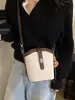 Bolsa de Corrente Preta Feminina Transversal Couro Genuíno Ombro Único Bolsa para Celular 2026 Nova Mais Vendida Bolsa Saco Portátil Versátil