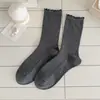 Meias com babados na borda de orelha de madeira para mulheres, temporada outono e inverno, Melaude versátil com sapatos de couro pequenos, meias de cano médio, cor sólida, meias longas simples