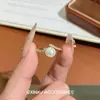 Anel Exquisito de Pérola Cintilante Estilo Francês, Moderno e Versátil, Design de Nicho com Sensação de Luxo, Elegante Anel de Pérola Cintilante