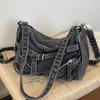 Bolso de mezclilla para mujer, nueva moda casual de verano de tendencia 2026, adecuado para la escuela y el trabajo, versátil bolso de hombro y bolso cruzado