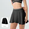 Nuevo conjunto de pantalones de yoga deportivos y falda para mujer, verano, con almohadillas en el pecho, camiseta sin mangas a prueba de impactos, ropa interior, minifalda, ropa de fitness para exteriores