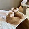Botas de Nieve para Niñas 2025 Invierno Nuevos Zapatos de Algodón para Niños Forro Polar Engrosado Botas de Algodón Grandes Zapatos Antideslizantes para Niños