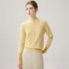Suéter de tricô feminino simples de cashmere com gola alta parcial, abotoado, manga longa, modelagem justa, moderno, camada base versátil