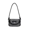 Bolsa de Axila Estilo Chanel da Moda com Laço e Cores Contrastantes, Novo Modelo 2026, Bolsa Transversal Elegante com Toque de Luxo, Bolsa de Ombro de Axila