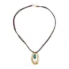 Joyería Cruzada Estilo Mezcla Cordón de Gamuza Collar Largo Marco Metálico Ovalado Hueco Retro Cadena para Suéter con Perla Verde