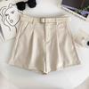 Shorts de Couro PU para Mulheres 2026 Outono e Inverno Novo Design Retro Versátil Cintura Alta Emagrecedor Shorts Boot com Cinto