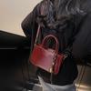 Bolso de hombro vintage de moda para mujer, estilo coreano, sencillo, informal, pequeño, cuadrado, 2025. Bolso de mujer de alta gama.