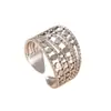 Anillo Popular de Acero Inoxidable Resistente al Desgaste Simple Moderno Diseño de Línea de Presión de Aceite Corona de Anillo Anillo para Dedo Fabricante