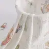 Tecido Crepe de Gaze de Algodão Estampado de Desenho Animado em Estoque Toalha de Banho para Bebê Toalha de Baba para Bebê Tecido Manta Atacado