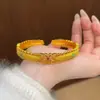 Novo Bracelete Borboleta Vazada em Filigrana Estilo Chinês para Mulheres, Luxo Leve, Sensação de Alto Padrão, Moda Estilo Corte, Design Versátil, Novo Modelo