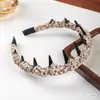 Diadema Floral Dulce con Diseño de Corona Alta, Gruesa y Esponjosa, con Dientes para Agarre Antideslizante, Nuevo Accesorio para el Cabello Estilo Coreano