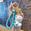 Llavero Colgante Oso Violento de Dibujos Animados de Resina Encanto para Bolso de Pareja Cordón para Llave de Coche Colgante para Teléfono Pequeño Regalo