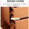 Mesita de noche de madera maciza para dormitorio del hogar 2026 Venta caliente Creativa Pequeño Armario de almacenamiento simple para niños Mesita de noche de tronco