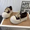 Zapatos Blancos de Suela Gruesa con Estampado de Leopardo Estilo Coreano para Mujer 2026 Otoño Nuevos Versátiles que Aumentan la Altura Casual Deportivos Zapatillas de Plataforma Zapatos de Moda ins