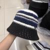 Chapéu de Pescador Quente Colorido de Tricô Novo Estilo Étnico para Outono e Inverno para Mulheres, Chapéu de Balde Pequeno de Tricô Afina-Rosto para Uso Externo para Mulheres
