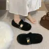 Sapatos de Pelúcia Estilo Coreano Moda Feminina para Uso Externo Inverno 2026 Mais Veludo Slip-on Preguiçoso Sapatos de Algodão Quentes de Pelúcia para Dirigir