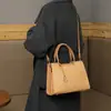 Bolsa de Mamá Estilo Nacional 2026 Nueva Moda de Alta Gama Lujosa Bolso Tote de Gran Capacidad Bolso de Hombro Casual Bolso de Mano para Mujeres