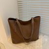 Bolsa tote feminina de alta qualidade, bolsa estilo novo 2024, bolsa de ombro da moda, grande capacidade, bolsa de viagem popular do outono deste ano