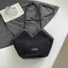 Bolsos de Diseño Nicho para Mujer 2025 Nuevo Bolso de Hombro de Moda Otoñal Versátil Bolso de Tela de Gran Capacidad Bolso Tote para Viajeros