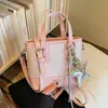 Bolsa Feminina de Ombro Único para Axila, Estilo Novo da Primavera 2026, Versátil e de Alto Padrão, Bolsa Pequena de Grande Capacidade, Bolsa Tiracolo tipo Saco