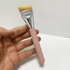 Novo Pincel Foundation Curvo, Ultrafino e Flexível, Não Absorve o Pó, Chanfrado Cauda de Peixe, Cabeça Plana para Máscara, Corretivo, Base Líquida