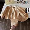 Meninas Outono 2024 Novo terno Moda Elegante Meninas Coreano Casual Urso Suéter Cardigan Conjunto de Duas Peças