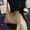 Bolso de Hombro Minimalista Vintage para Mujer, Nuevo Set Versátil de Bolso de Mano y Bolso de Hombro para Viajes Diarios Invierno 2025