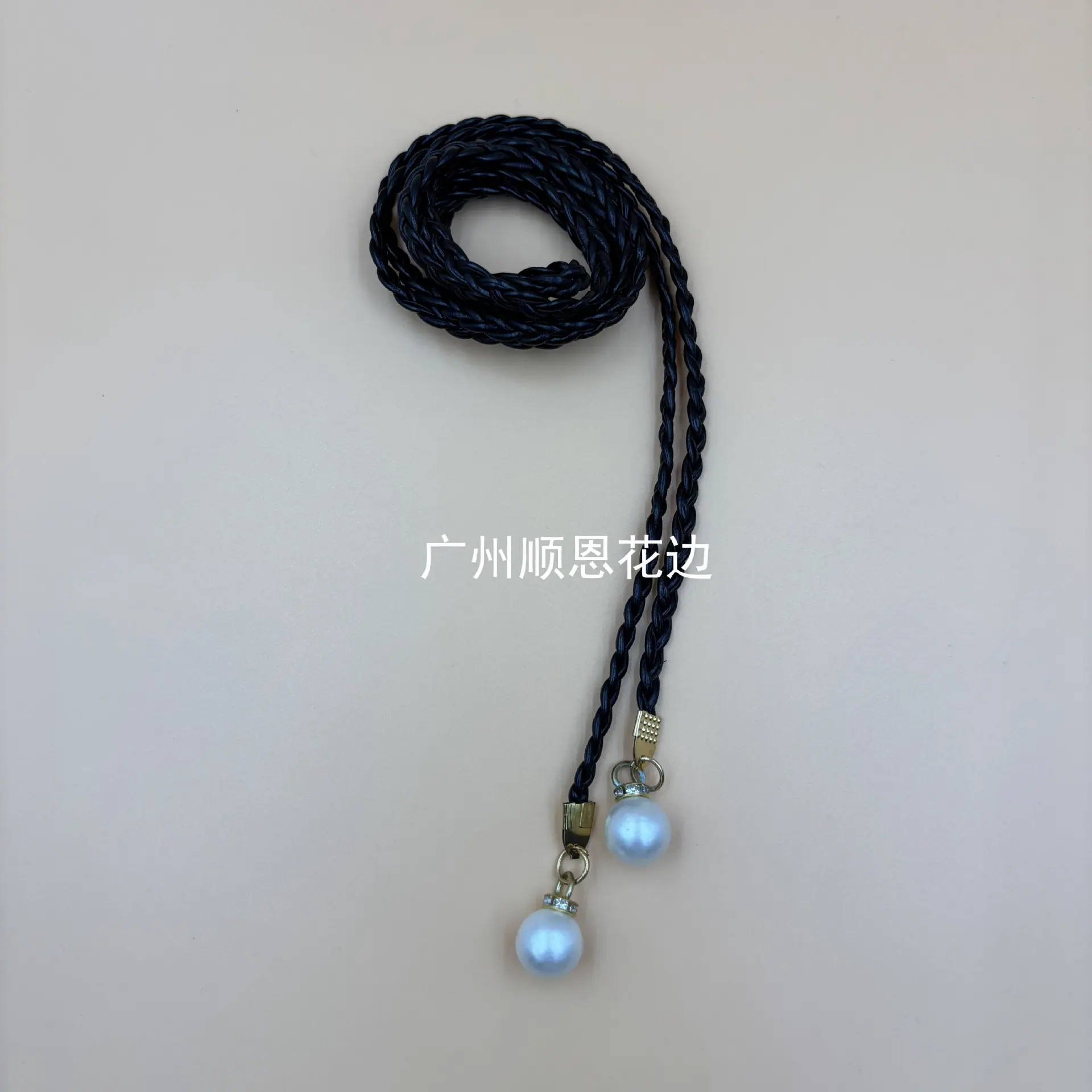 黑
