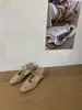 [] Zapatos de Mujer 2026 Estilo Francés Nuevo con Punta Cuadrada, Tacón de Cuña, Gamuza, Calados, Boca Baja, Aumento Oculto de Altura y Punta Cerrada