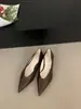 Primer Encuentro Jifa Retro Francés Punta Fina Tacón Gatito Corte Bajo Zapatos de una Sola Pieza Mujer 2026 Nuevo Estilo Slip-on Comodín Simple Cien