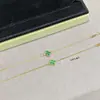 Pulsera Flor Única de Trébol de Cuatro Hojas de la Suerte de Van Gogh Pulsera de Ágata Roja y Nácar Blanco para Mujer Oro Rosa de 18 Quilates Tamaño Mini Pequeño