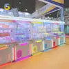 Venta Directa de Fábrica Máquina de Garra de Muñecas de Madera de Hierro Transparente Operada por Monedas Escanear Código para Agarrar Snacks Máquina de Boutique Máquina de Muñecas con Pinza Grande