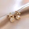 Pendientes Dobles de Perlas Estilo Hepburn Francés para Mujer 2025 Nuevos Pendientes Populares Lujo Accesible Pendientes Elegantes de Gama Alta