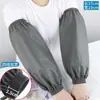 Mangas de Cuero Impermeables Resistentes al Desgaste Engrosadas Estilo Extendido para Hombres y Mujeres Adultos Sobremangas de Cuero Suave a Prueba de Aceite Mangas de Trabajo para Lavar Platos