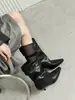 Botas plissadas estilosas e modernas de bico fino estilo coreano para mulheres, novidade outono 2026, botas casuais versáteis de salto alto empilhado