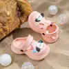 Tamancos Infantis para Meninos e Meninas, Uso Externo de Verão, Ultraleves, Antiderrapantes, Aumentam a Altura, Sandálias de Praia com Solado Macio