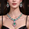 Collar y Pendientes de Diamantes Rosa y Verde Transfronterizos Europeos y Americanos de Gama Alta Accesorios Nupciales de Boda Cadena de Clavícula Elegante de Lujo Ligero de Gama Alta