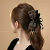 Elegante pinza para el pelo con lazo en la nuca, pequeña pinza tipo banana de malla de encaje estilo Chanel, pinza negra para peinado semi-recogido para mujer