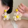 ¡Amo mucho el verano! Exquisito juego de pendientes de flor de color y flor para usar pendientes no pesados adecuados para caras cuadradas y redondas
