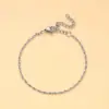 Pulsera de Acero Inoxidable para Mujer Venta Caliente Transfronteriza No se Desvanece Versátil Pulsera Lisa Joyería Borla para Viajes Diarios Pulsera de Acero de Titanio Venta al por Mayor