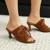 Sandalias de tacón alto para mujer de verano, sandalias de mujer de color liso con suelas de goma, antideslizantes, puntera abierta, talla grande, zapatos de una tira con tacón fino