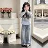 Conjunto de dos piezas de moda estilo coreano para niños mayores: Sudadera de manga larga y top casual holgado con jeans, conjunto único de dos piezas para primavera y otoño