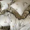 Conjunto de quatro peças de algodão francês de alta qualidade, algodão de fibra longa, estampa digital, estilo retrô, capa de edredom de renda, roupa de cama nova