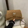 2026 Inverno Nova Tendência Corrente Moda Estampada Pequena Bolsa Quadrada Design de Nicho Casual Personalidade Bolsa Transversal para Mulheres