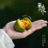 Tamales Verdes de Arroz con Película Transparente, Tamales de Arroz Glutinoso Fruta Qingming, Snacks Especiales Chinos Listos para Comer, Paquete de Regalo, Tamales Verdes de Arroz con Yema de Huevo y Carne Deshebrada al por Mayor