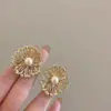 Pendientes Florales Exagerados Estilo Minimalista para Mujer Diseño de Nicho Versátiles Perlas Studs Pendientes de Moda Hada Francesa