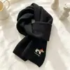 Novo Cachecol de Caxemira Bordado de Cor Sólida Estilo Japonês para Mulheres, Aquecedor de Pescoço Pequeno Tricotado Quente de Inverno, Versátil Estilo Coreano para Ciclismo