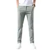 Pantalones Casuales Delgados de Seda Helada para Hombre Verano 2025 Pantalones Rectos Ajustados de Moda Pantalones de Color Sólido Elásticos Versátiles