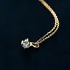 Collar Clásico de Plata de Ley S925 Chapado en Oro de 14K con un Solo Diamante de Cuatro Garras para Mujer, Colgante Simple, Compacto, Exquisito y Versátil Cadena Clavicular